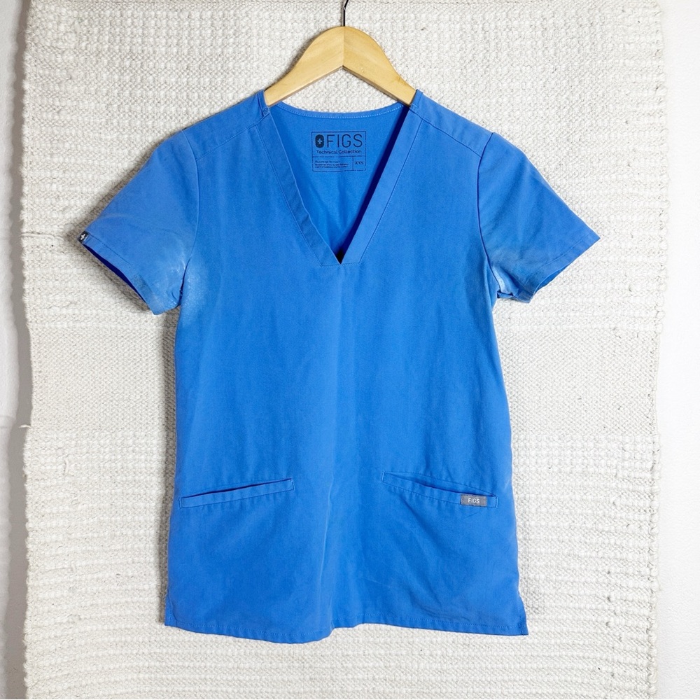 FIGS light blue Casma scrub top XXS